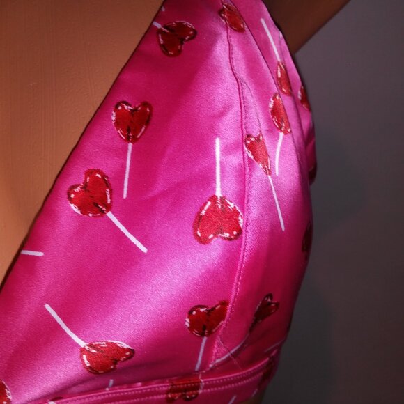 Victoria’s Secret Tease Bralette Bra XS Pink Satin Lollipop Hearts Wireless NWT - Picture 3 of 9